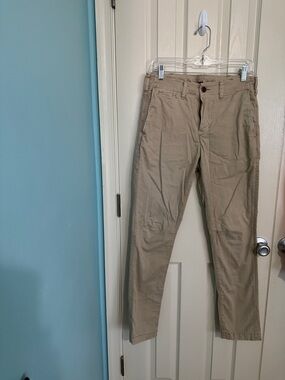 American Eagle Outfitters Men's Tan Chino Pants